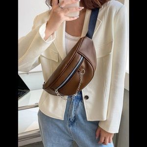 💙 Leather Brown Double Pockets Chain Decor Adjustable Strap Fanny Pack